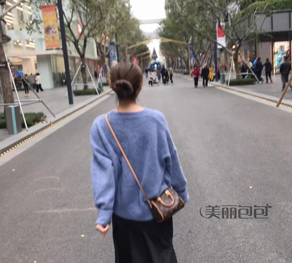 2019年夏天背什么迷你包？时髦女孩都选了这17款