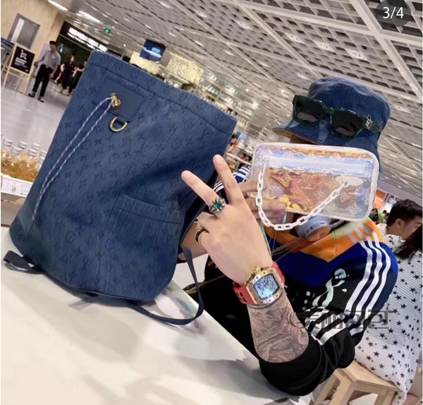 史上最拉风限量款lv旅行包来了 炫彩pvc究竟有多大魅力？