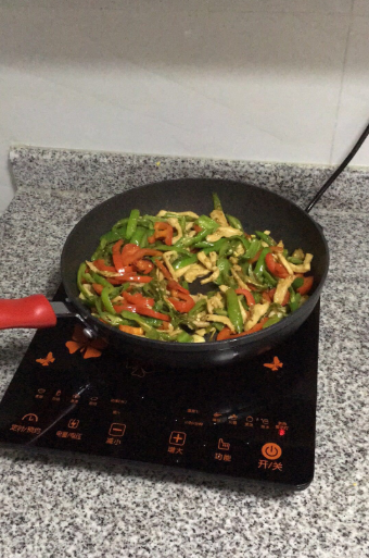 电磁炉专用锅哪个好_电磁炉上用什么锅好_电磁炉用锅哪个牌子好用