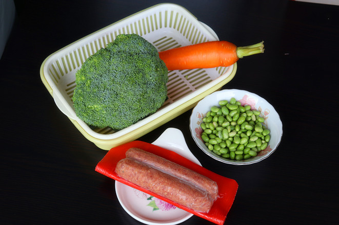 夏季护肤小常识1000条_护肤夏季食物推荐_夏季食物护肤