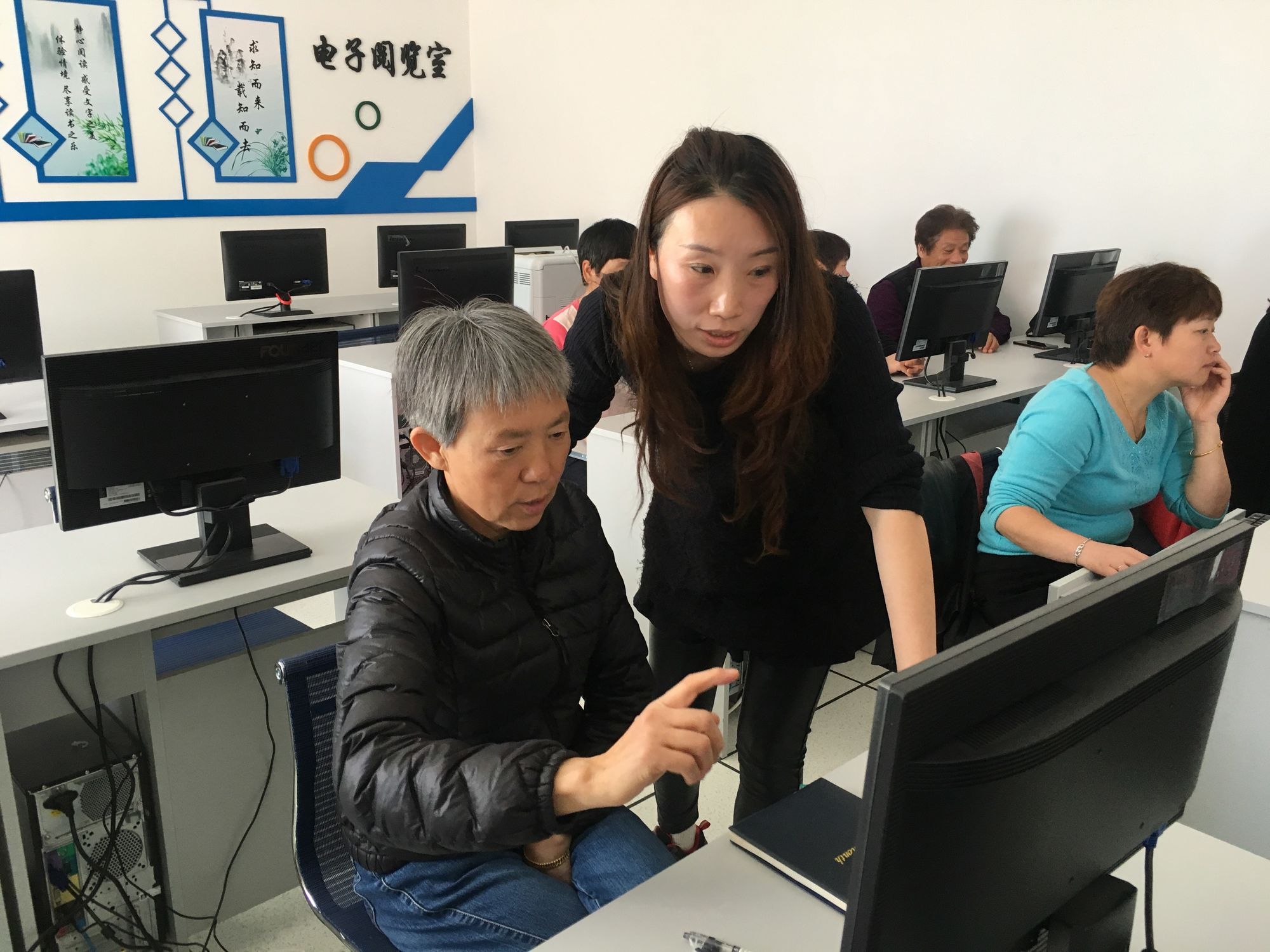 培训电脑机构哪个比较好_北京电脑培训班哪个好_北京哪个电脑培训学校好