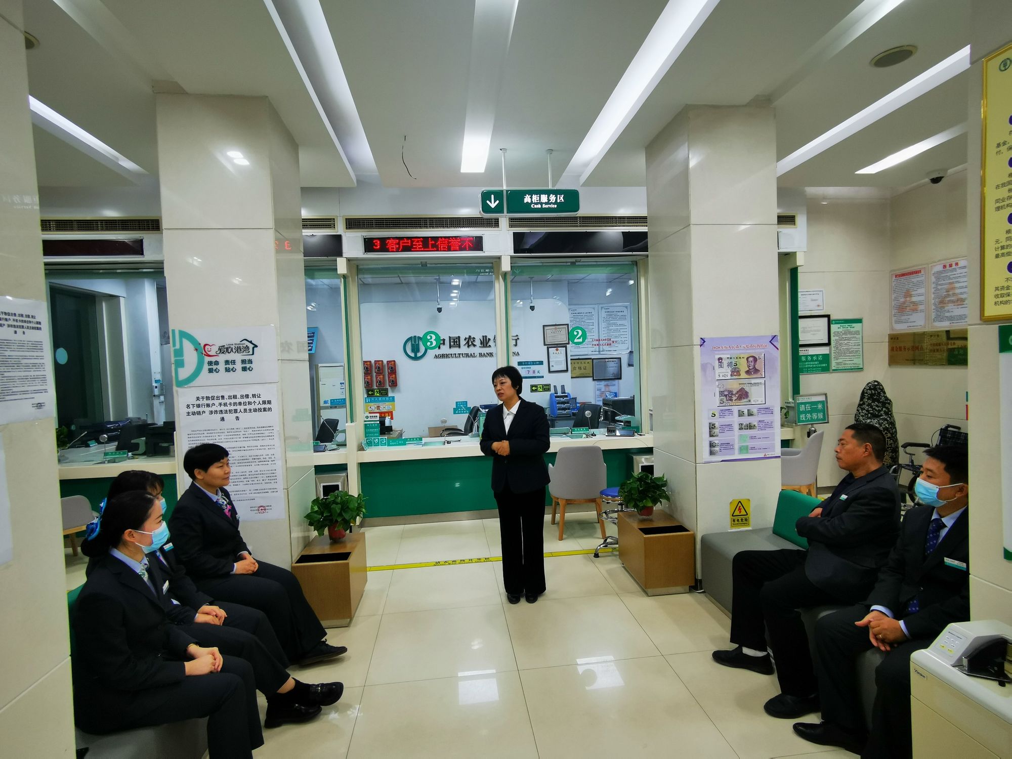 招商银行郑州分行待遇怎么样_郑州招商银行待遇怎么样_招商银行郑州分行待遇