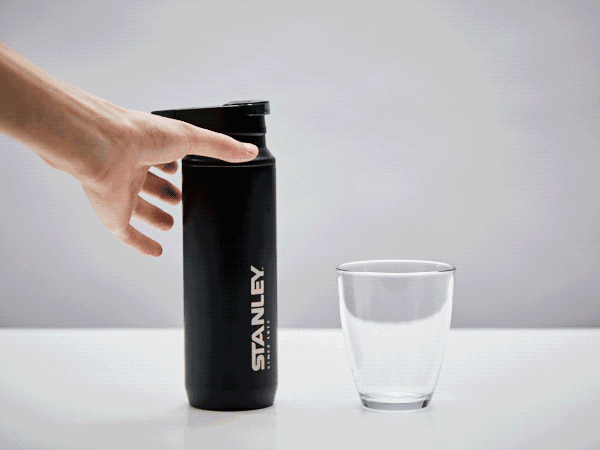 银杯喝水的好处_喝水用银杯有什么好处_喝银水杯对身体有害吗