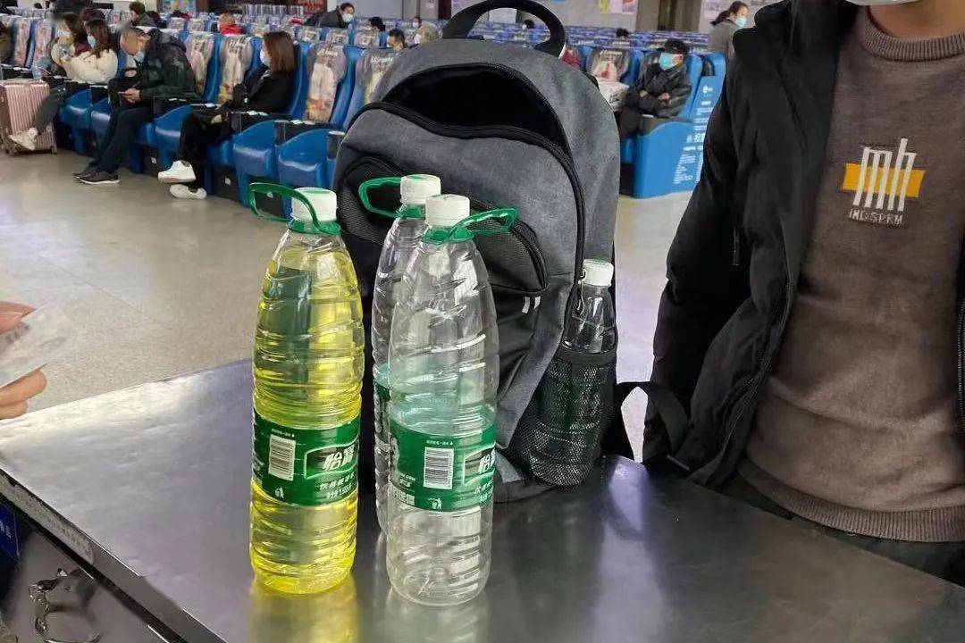 杯子飞机带水上可以带吗_水杯子可以带上飞机吗_杯子飞机带水上可以过安检吗