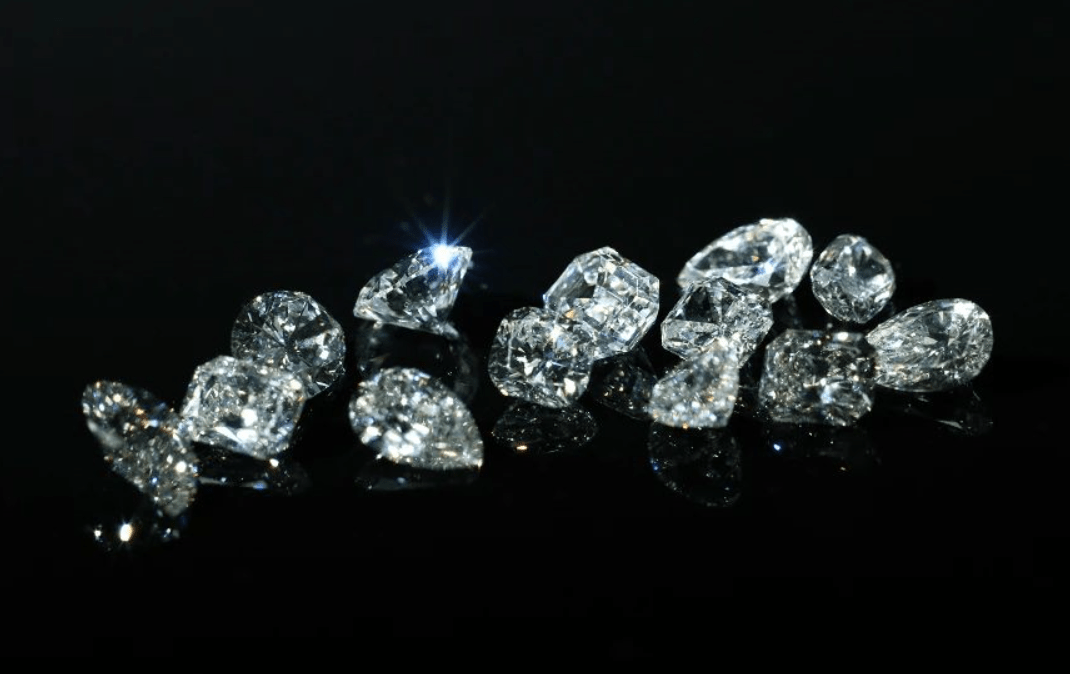 南非钻石为什么便宜_南非的钻石_南非钻石戒指一克拉的多少钱