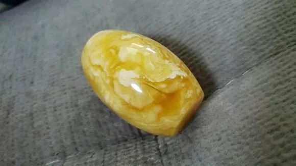 变色手串盘玩蜜蜡过程图片_变色手串盘玩蜜蜡过程视频_蜜蜡手串盘玩变色过程