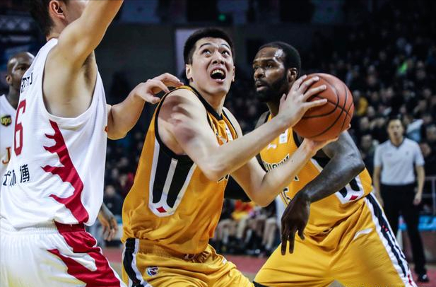 cba第一阶段排名：辽宁不败排榜首 首钢第二广东第三_辽宁首钢和北京首钢_辽宁和首钢的比赛结果