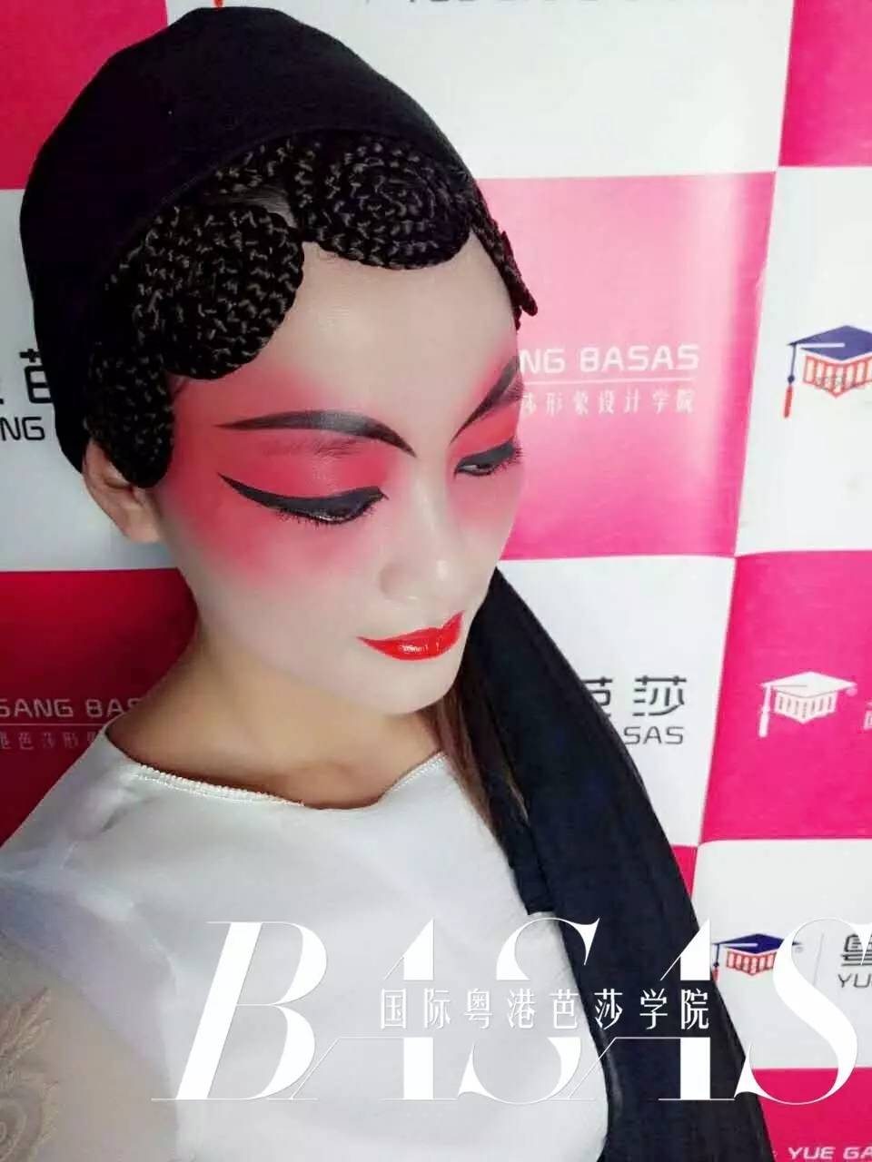 京剧化妆术语_京剧化妆视频_京剧妆怎么化妆