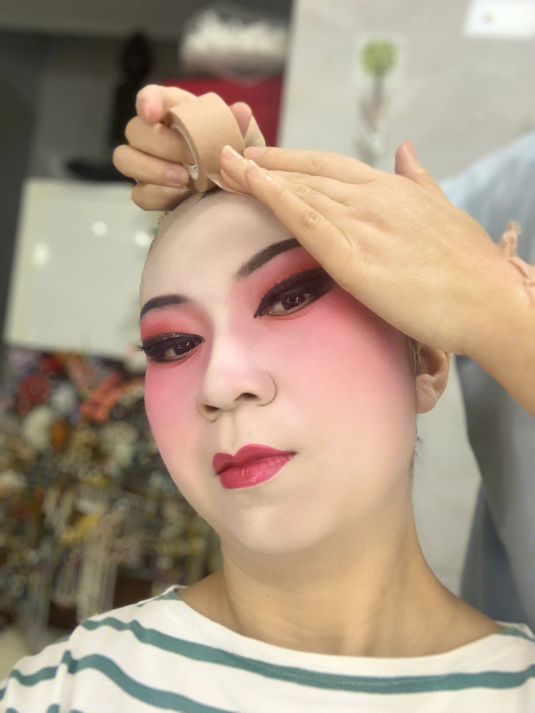 京剧妆怎么化妆_京剧化妆术语_京剧化妆视频