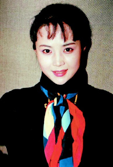 中央戏剧学院舞美系化妆专业_中央戏剧学院化妆系招生条件_中央戏剧学院化妆班