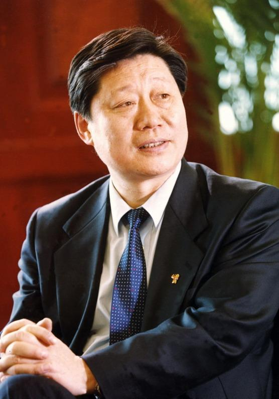 张瑞敏砸冰箱案例分析_张瑞敏砸冰箱时间_张瑞敏砸冰箱给我们的启示