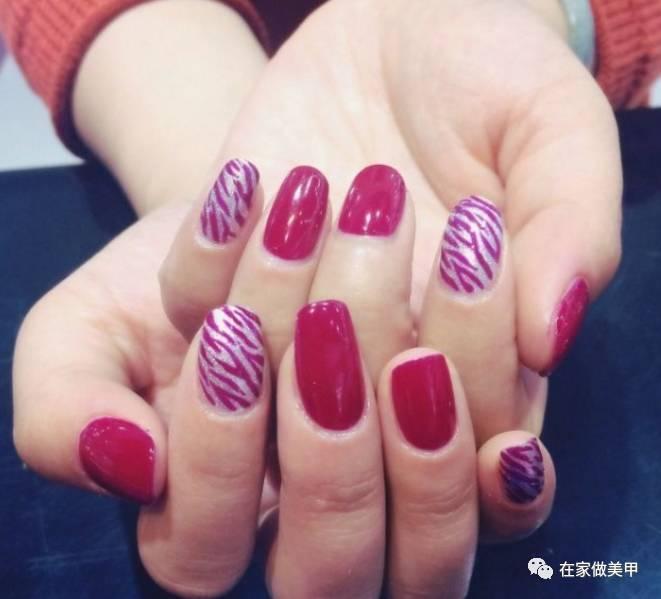 性感美甲美女图片_美女性感美甲_性感的美甲图大全长甲