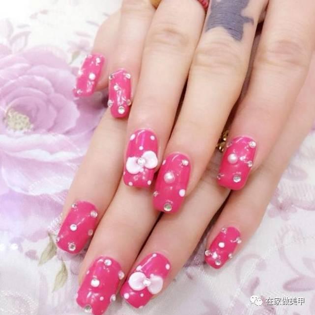 美女性感美甲_性感美甲美女图片_性感的美甲图大全长甲