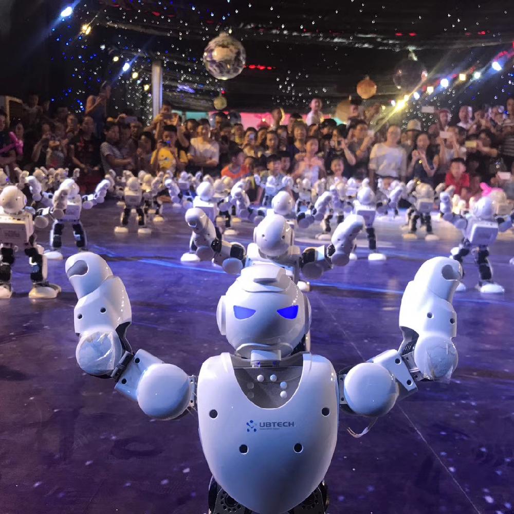 机器人跳舞是真的吗_机器人跳舞图片_机器人跳舞机器人