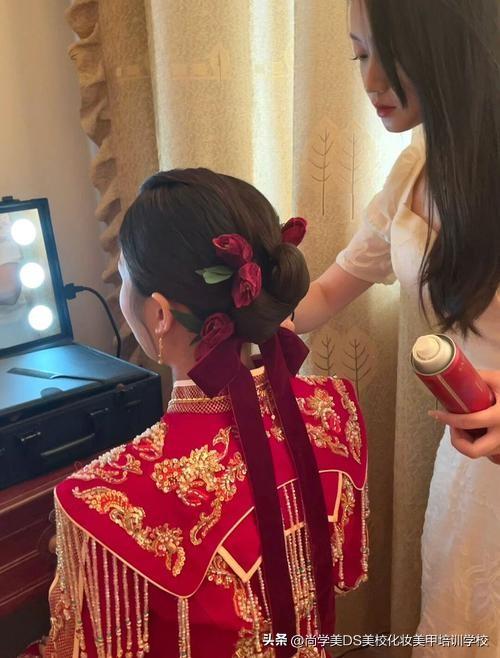 新娘找跟妆师需要注意什么_新娘跟妆师去哪里找_找一个新娘跟妆师一般多少钱