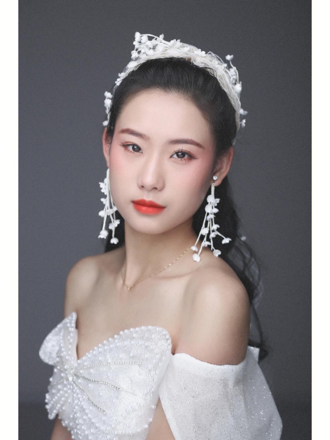 新娘跟妆培训学校哪个学校好_新娘跟妆去学校学好还是店里_新娘跟妆培训学校