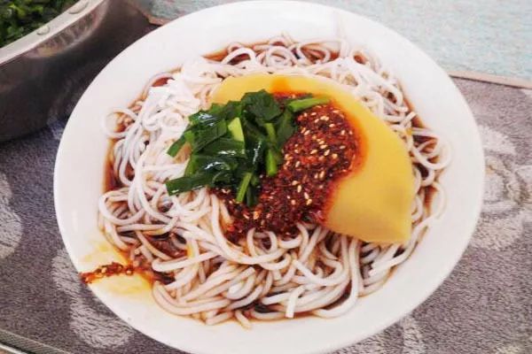 麻辣小吃图片大全高清_麻辣小吃图片高清_麻辣小吃图片