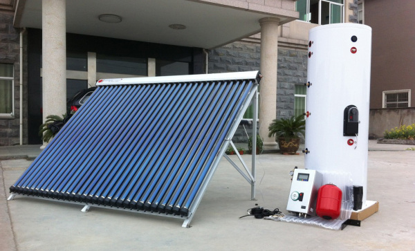 pvc管自制太阳能热水器_自制热水器太阳能热水器_自制太阳能集热管